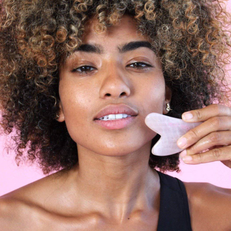 Gua Sha Lift™  - Le secret de beauté  pour une peau éclatante et un visage sculpté